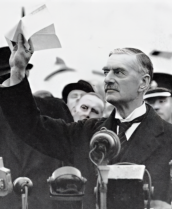 挥舞着一张厕纸的张伯伦